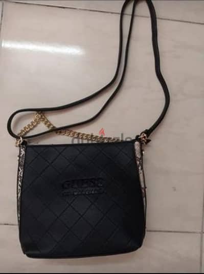 guess mirror cross bag black