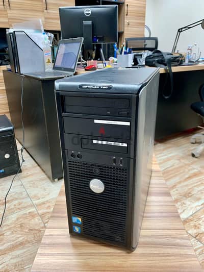 13 كومبيوتر DELL Optiplex 780 تاور كامل بالشاشات حالة ممتازة