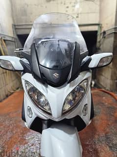 Suzuki Burgman 650cc 2016