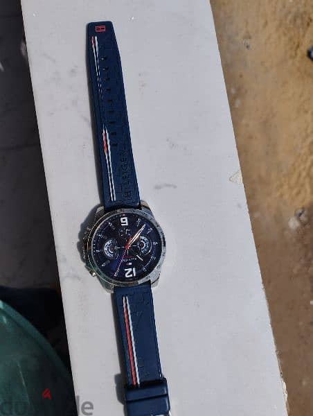 Watch
Tommy Hilfiger 4