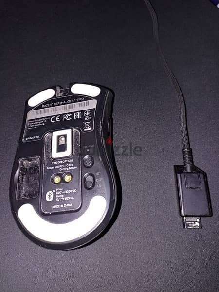 Razer DeathAdder V2 Pro Wireless Gaming Mouse: 20K DPI Optical Sensor 5