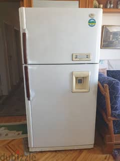 LG refrigerator for sale - ثلاجة ال جي ٢٤ قدم للبيع