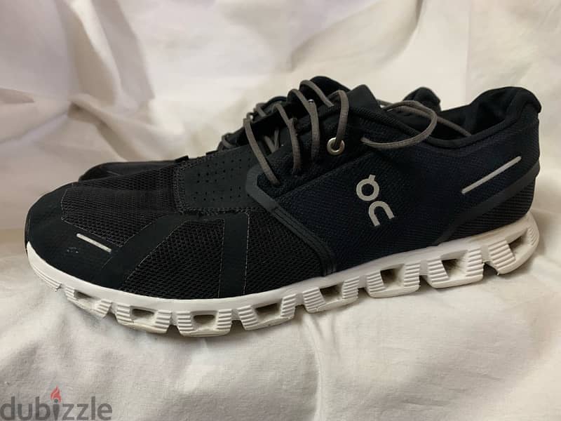 on cloud 5 navy color size 47 in good condition 2