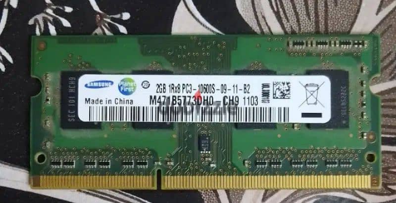 ram 4 Gb  رامات 4 جيجا علي قطعتين اصلية من سامسونج 0