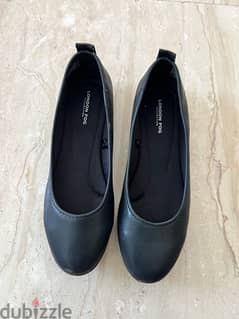 London Fog black shoes 9.5