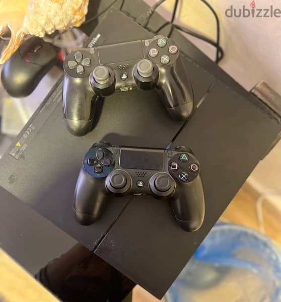 PS 4 - perfect condition 2