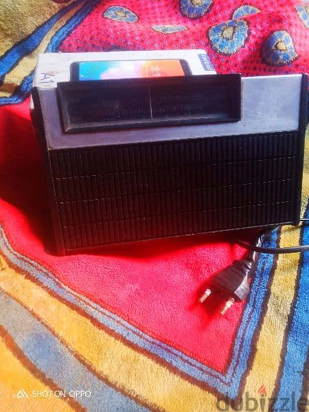 أصغر راديو فيلبس ألماني لسماع القران الكريم يعمل بالكهرباء . 9