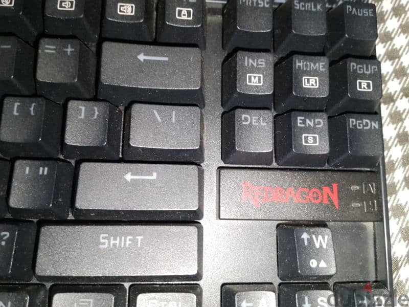 red dragon mechanicall keyboard like new 2