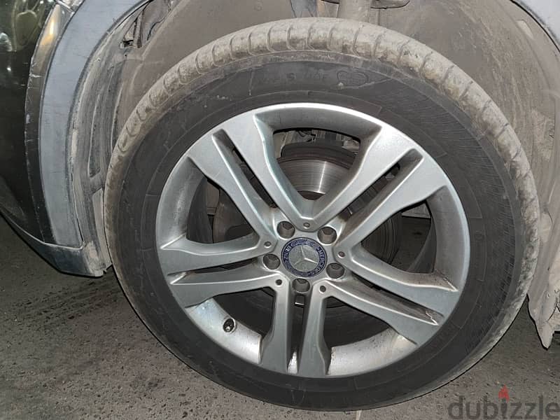 Used mercedes rims 18 inch used like new 1