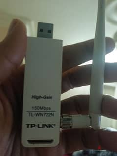 TP-Link TL-WN722N V1  Wireless USB Adapter 0