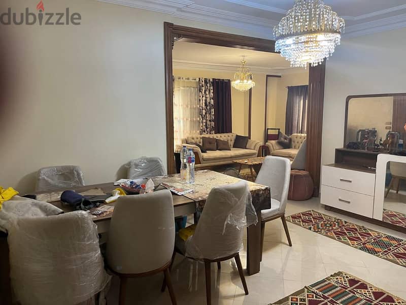 Furnished apartment for sale in el maadiشقه للبيع فى المعادى 4
