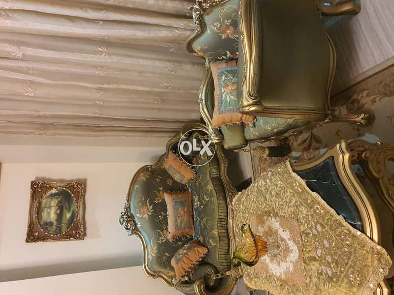 Salon for sale 1