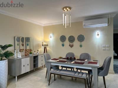 Fully furnished apartment in the 90 Avenu