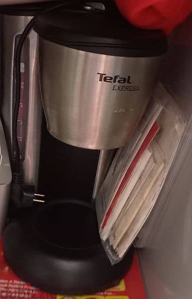 Tefal Express Coffee Maker CM415510 Used once for sale 0