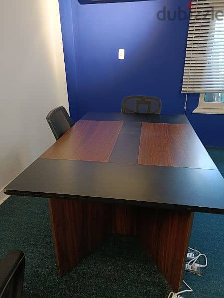 meeting desk 1
