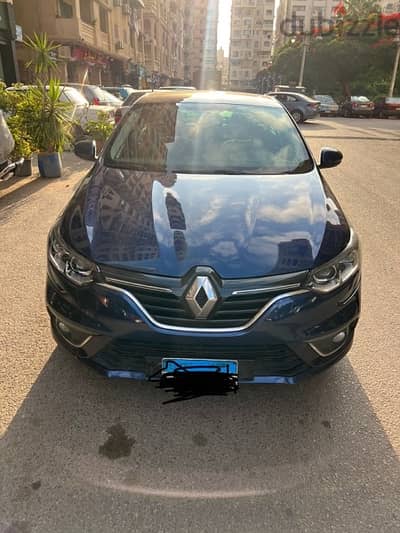 Renault megane 2021 ( Excellent condition )