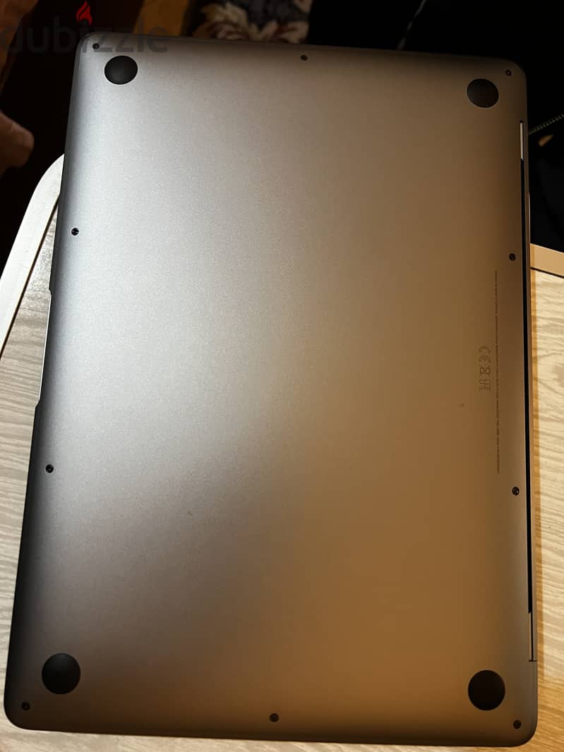 Apple Macbook Air M1 2020 16GB RAM 100% Health 13