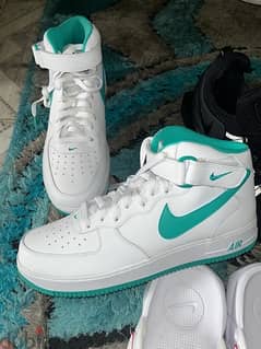 Nike Yeezy Jordan slides 47.5 مقاسات خاصه 0