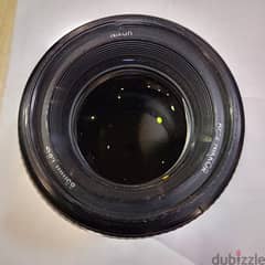 lens nikon 85 1.8 used like new