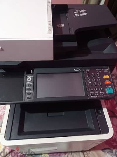 طابعة وسكانر وفاكس kyocera m6635cidn ألوان ليزر بحالة ممتازة