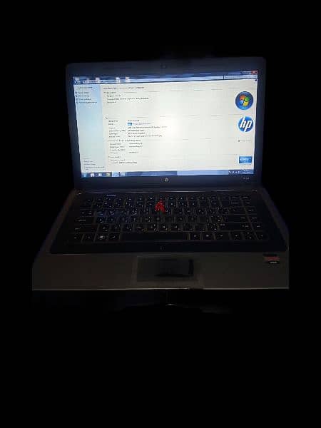 laptop HP 635 بحالة ممتازة للبيع او البدل بلايستيشن 3 1