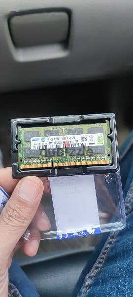 ٤ جيجا رام DDR 3 لابتوب 1