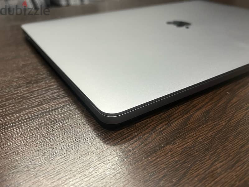 MacBook Pro (16-inch, Ram 16GB, Core i9, SSD 1t, VGA 4GB,2019) 7