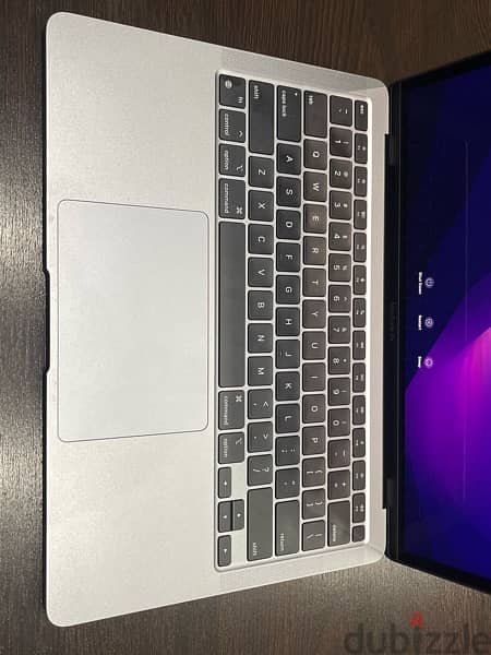 Apple MacBook Air 13” 2020 M1 16G 256G USED Like NEW 11