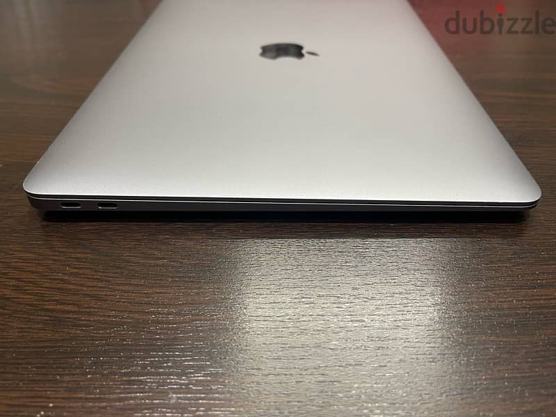 Apple MacBook Air 13” M1 2020 16G 512G USED Like NEW 7