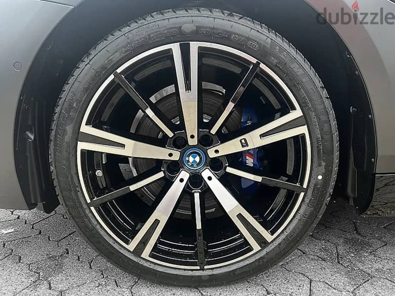 BMW 530e eDrive M Sport بي ام دبليو 3