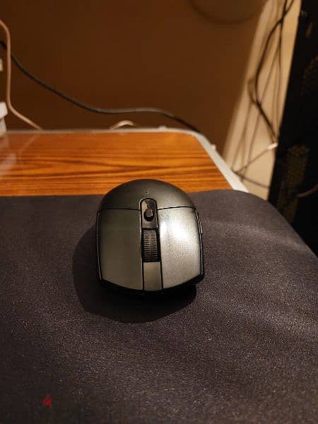 Logitech G305 lightspeed gaming mouse 1