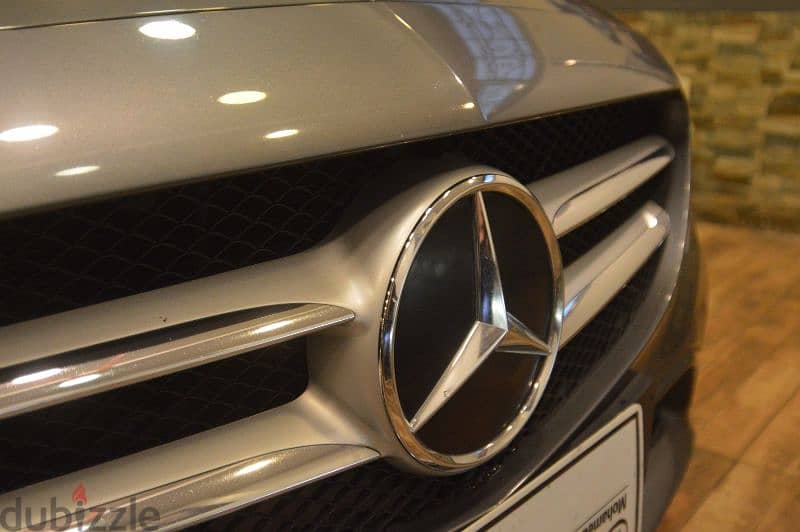 Mercedes-Benz C180 Avant-garde Model 2019 18