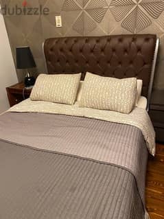 سرير   ١٦٠ * ٢ متر للبيع