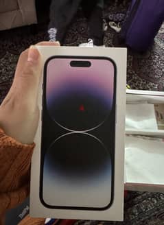 IPhone 14 Pro 256gb with valid Apple care 0