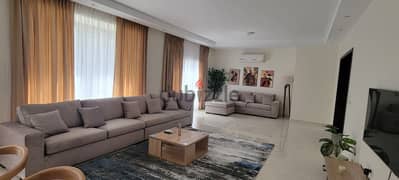 Furnished duplex for rent in Eastown, the first furnished hotel residence