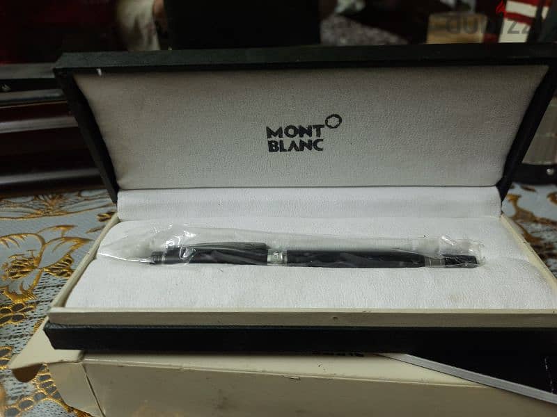 قلم مونت بلانك 2