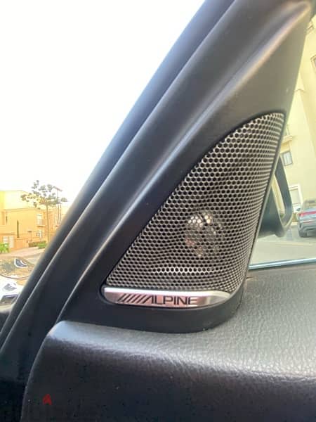 BMW 318 luxury 2019 wakeel upgrade alpine speakers &door light entry 2