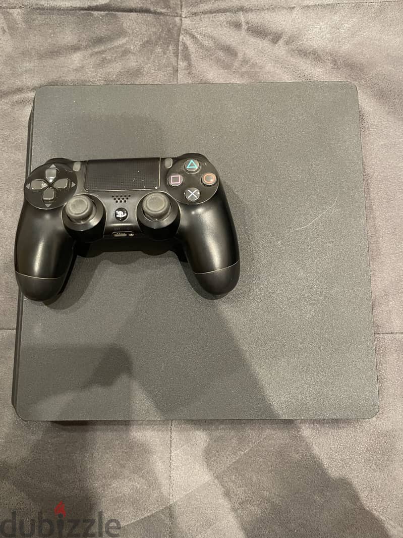 Ps4 slim 2