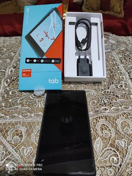 Lenovo TAB4 7Essential 8