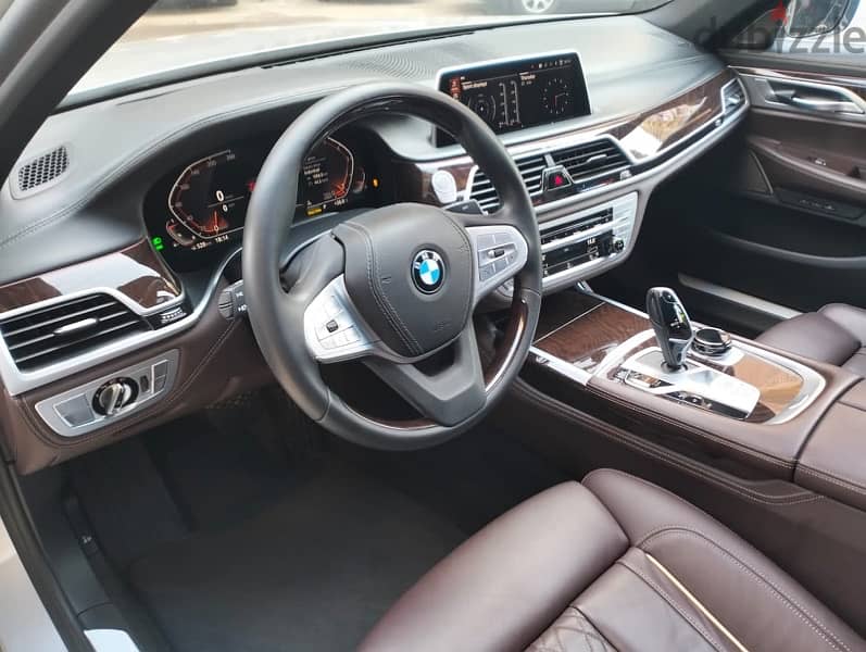 BMW 740i 2020 24000 km 15