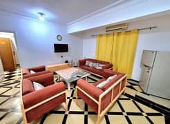 beautiful clean 2 bedroom apartment for rent in Kawthar 1000 per night