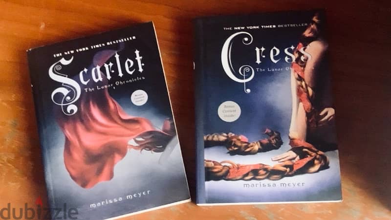 the lunar chronicles series (2 books) 0