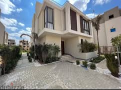 Townhouse with landscape view in Vye Sodic Compound in Sheikh Zayed