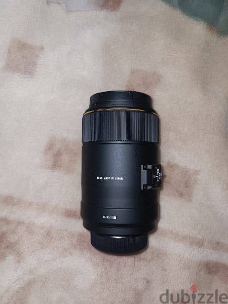 Nikon sigma lens 105mm f2.8 1