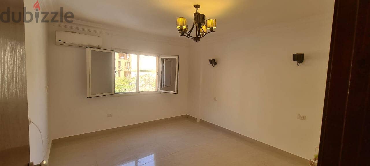"Apartment 145 square meters for sale in Madinaty, private finishes, overlooking Street B6. " 5