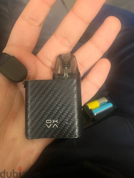 Vape x slim sq pro with box and extra carttage 1