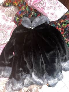 fur black jacket - جاكيت اسود فرو