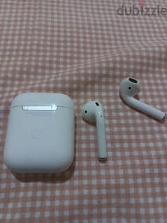 Airpods 2 with charging case 0