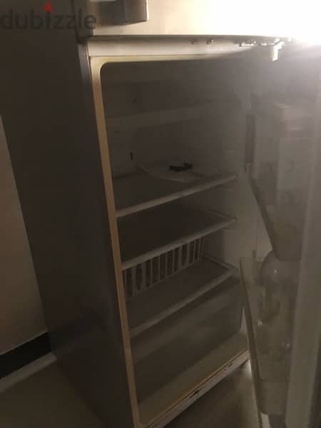 Samsun fridge 600 litres 3