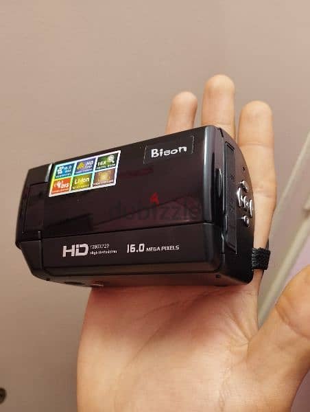 HD-70 High Defination Handycam Camcorder 5